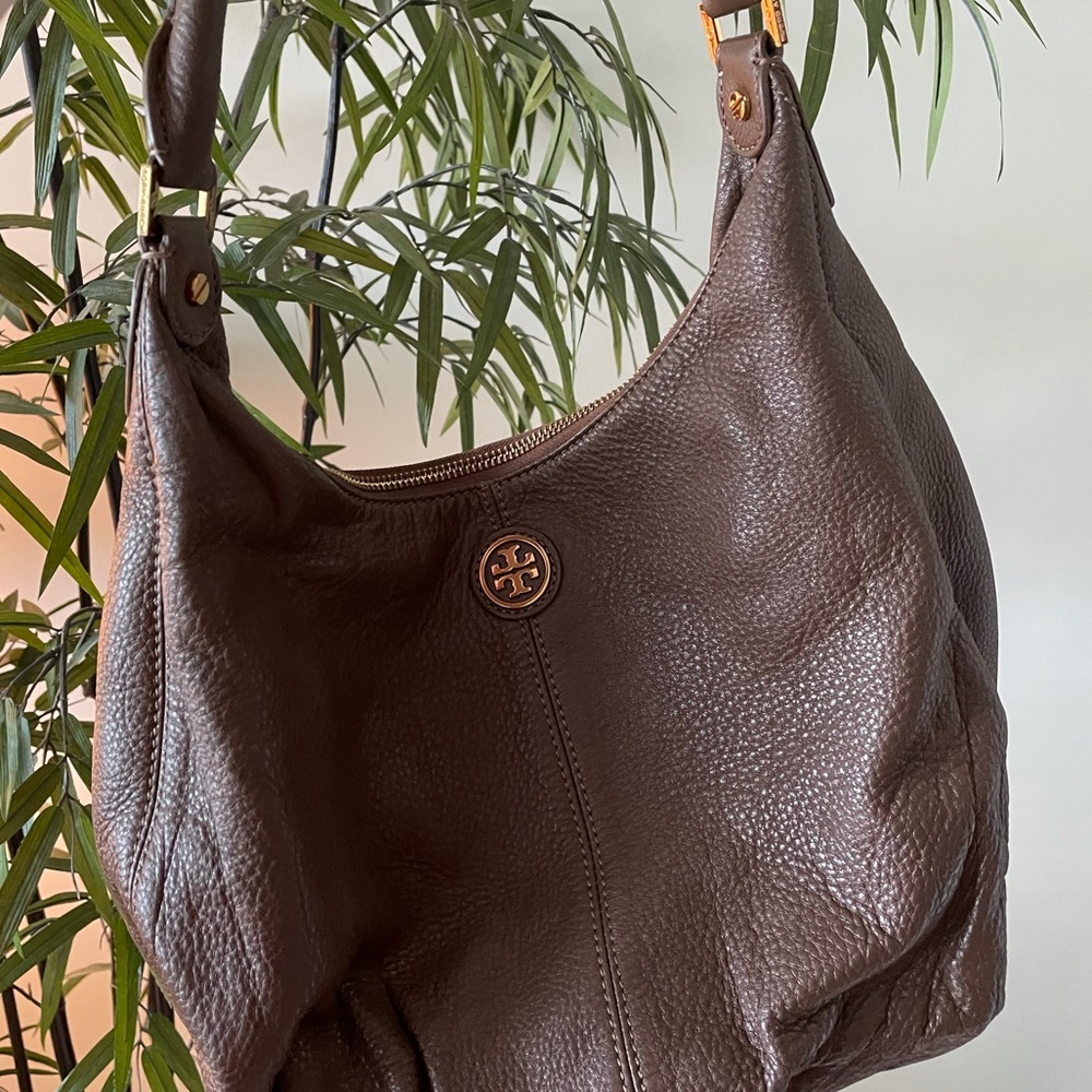 Tory Burch brown leather purse with gold hardware